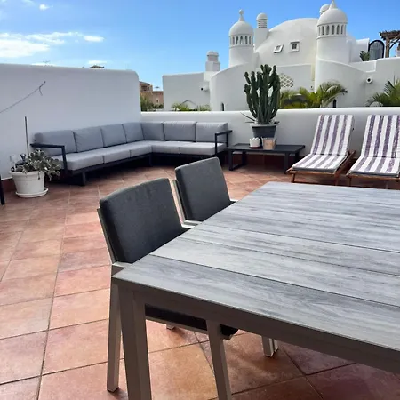 3 Bedroom, Heated Pool, Free Parking Apartamento Costa Adeje (Tenerife)