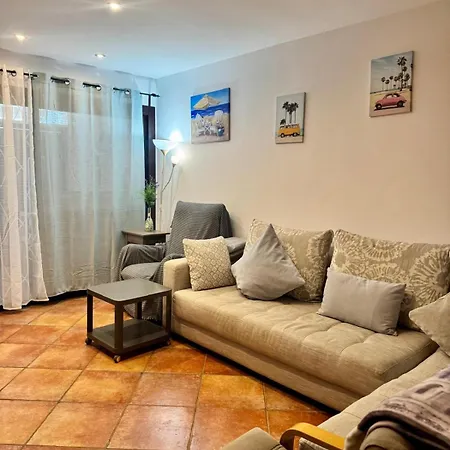 3 Bedroom, Heated Pool, Free Parking Apartamento Costa Adeje (Tenerife)