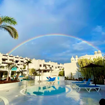 3 Bedroom, Heated Pool, Free Parking Apartamento *